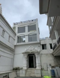 temple out